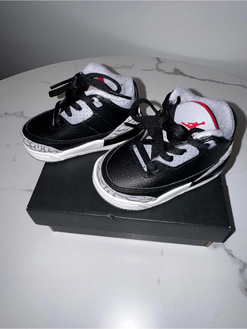 NEW Infant Jordan Retro 3 Sneakers